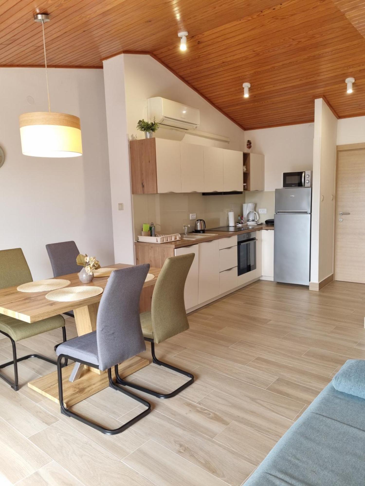 Apartments Matuc Malinska Rom bilde
