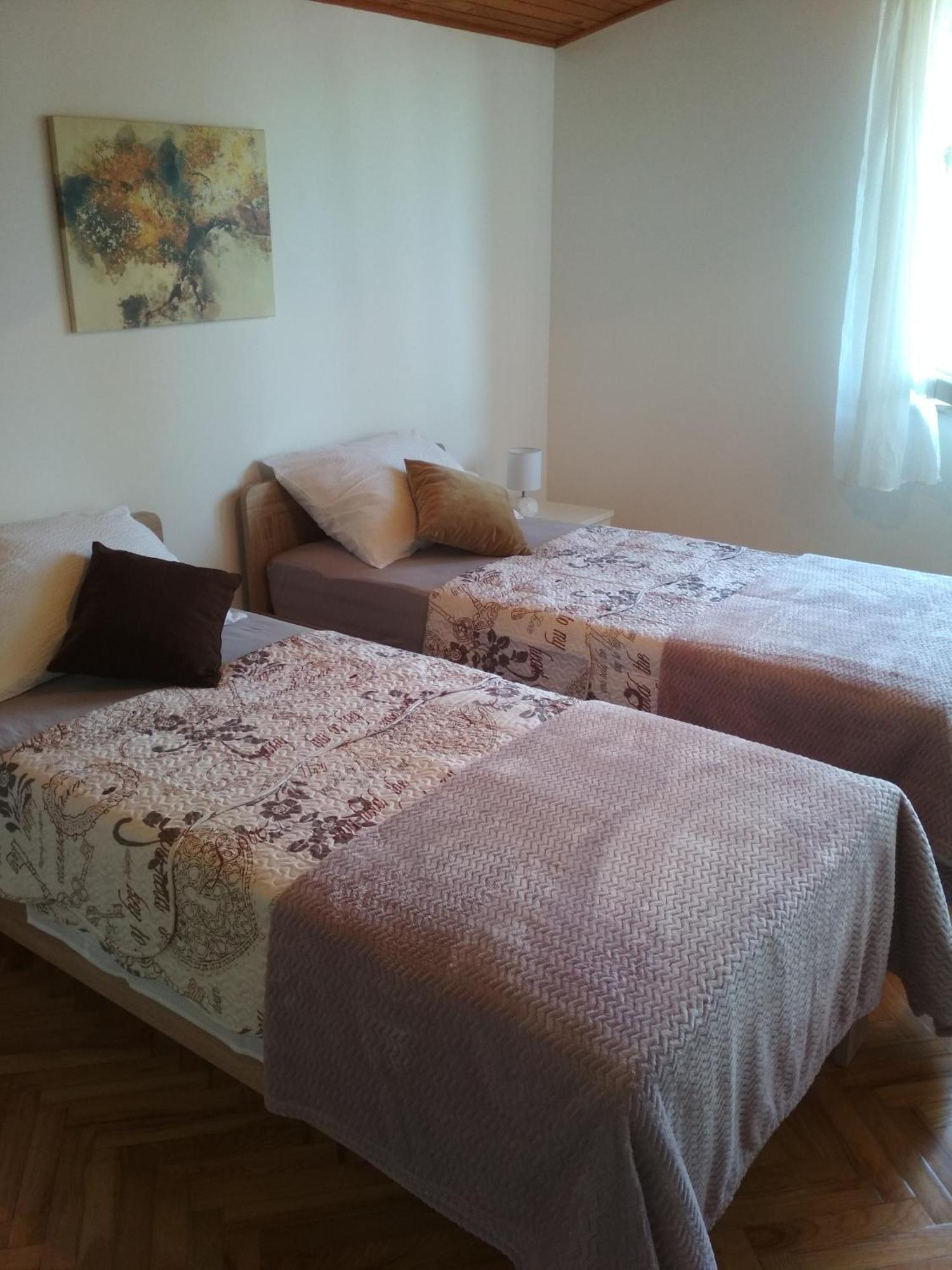 Apartments Matuc Malinska Rom bilde